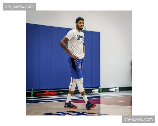 保罗乔治快船侧翼核心，持球投与接球投选择更加合理高效