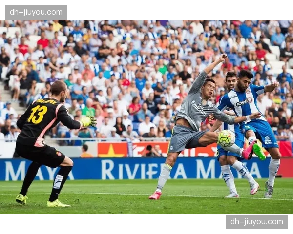 皇家社会主场防守相对稳固 但客场表现差异明显